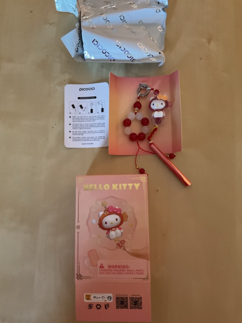 Hello Kitty Phone Chain Mini Confirmed Blind Box Golden Harvest - Picture 4 of 6